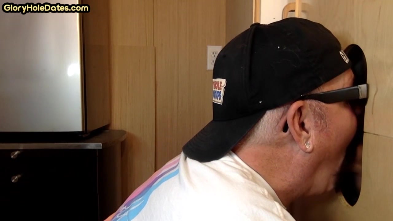 Homemade gloryhole BJ gay mature sucking n tugging cock