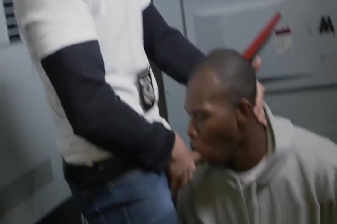 GAYPATROL SHOPLIFTER ON THE RUN BLACK THUG