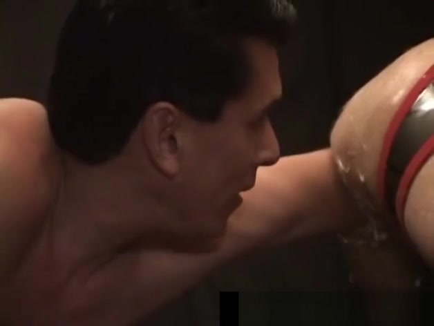 Extreme hardcore gay fisting