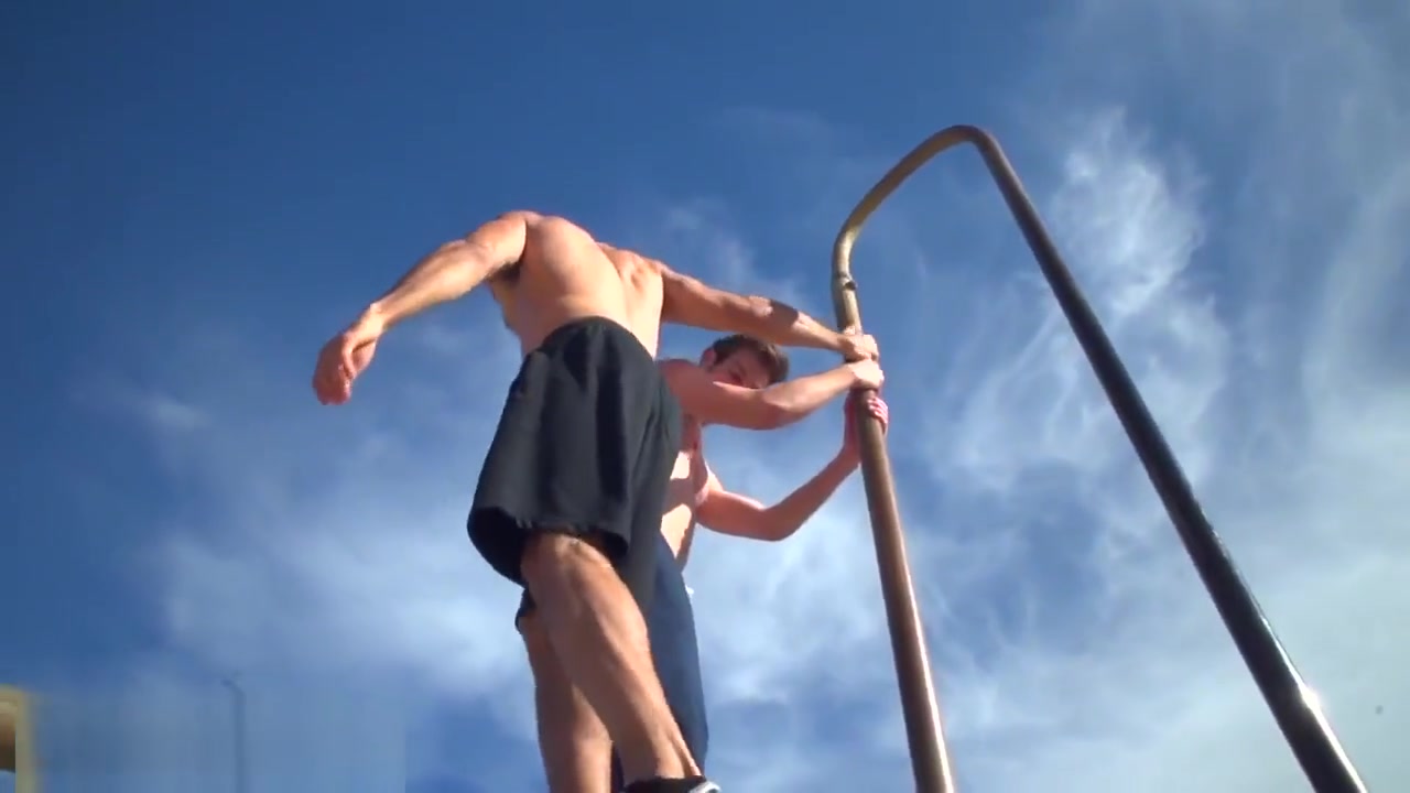 Austin Wilde barebacks Tanner Bishop