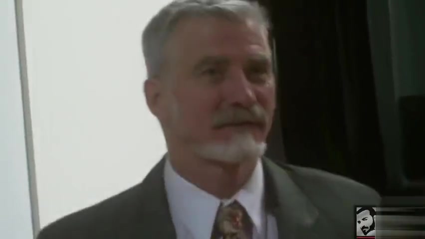 Hot Older and Delivery Guy Fuck in Office