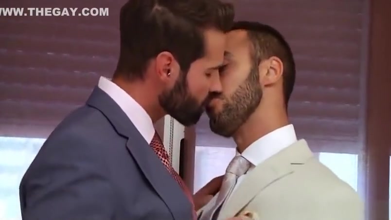 Hot office sex in spanish