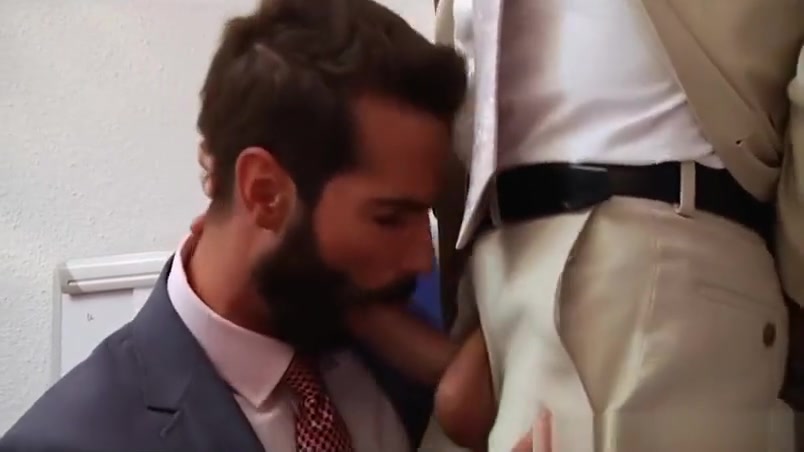 Hot office sex in spanish