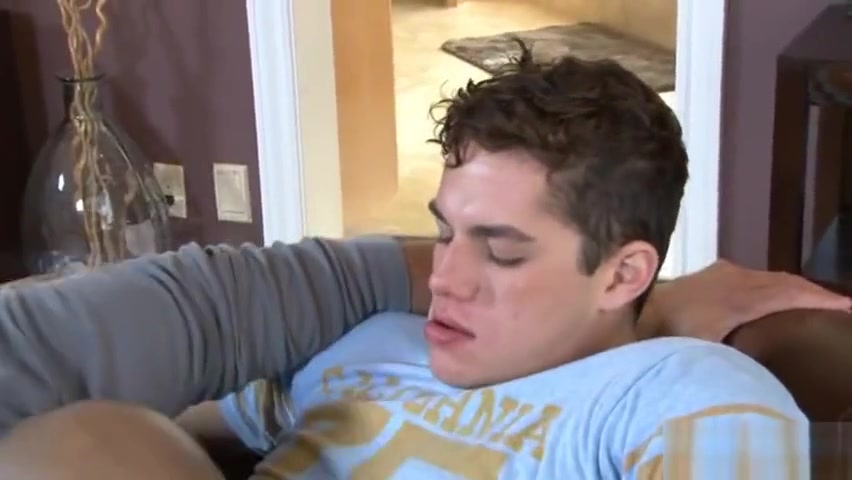 Austin Wilde fucks Hunter Ford
