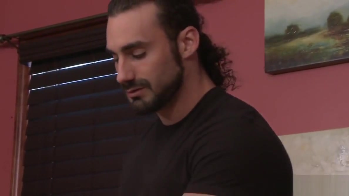 Josh Stone loves getting massages from straight men