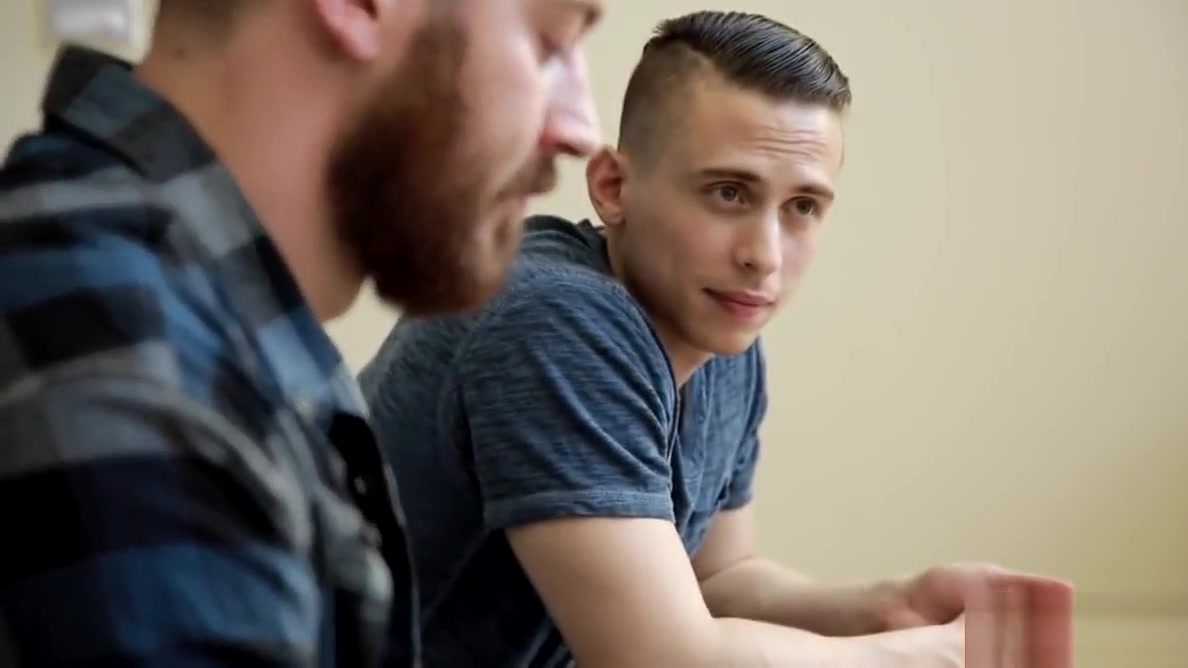 NextDoorRaw Watcher Joins in Couples Bareback!