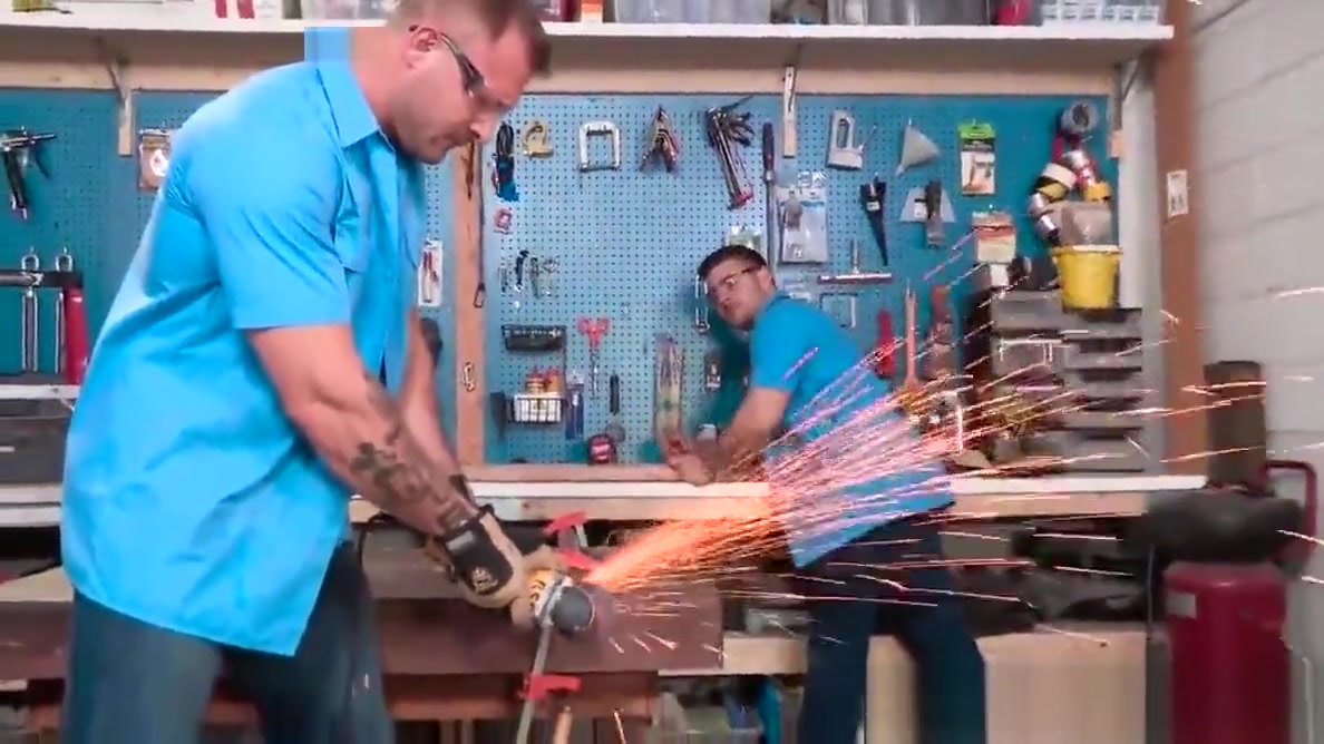 HotHouse Austin Wolf Stuffs Handymans Hole