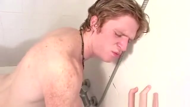 Studs sucking cock in shower