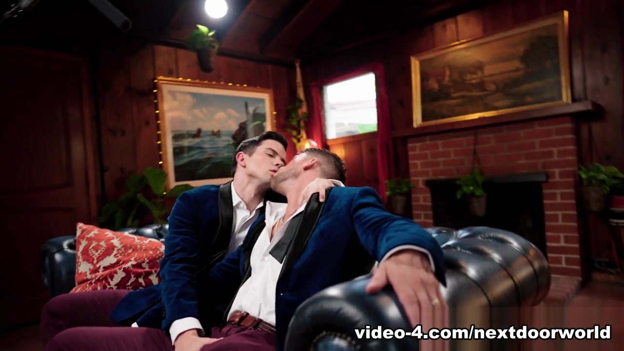Roman Todd & Dakota Payne in BTS - Dakota - Roman