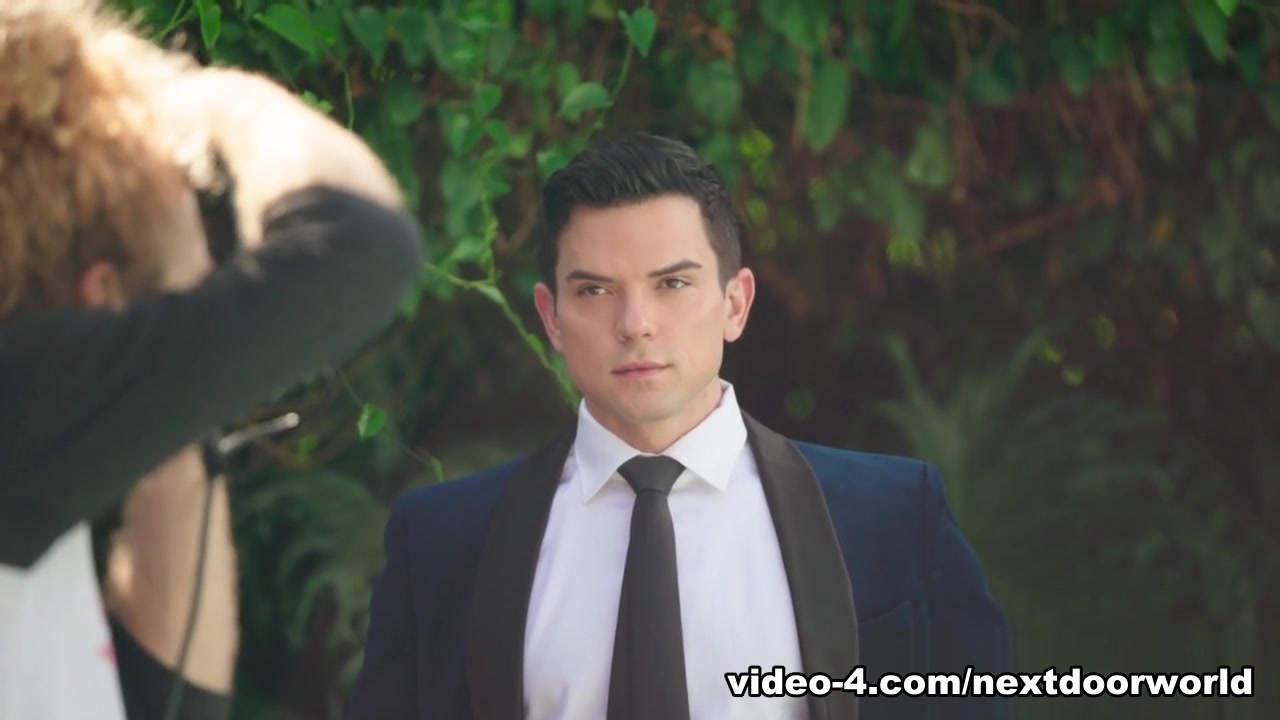 Roman Todd & Dakota Payne in BTS - Dakota - Roman