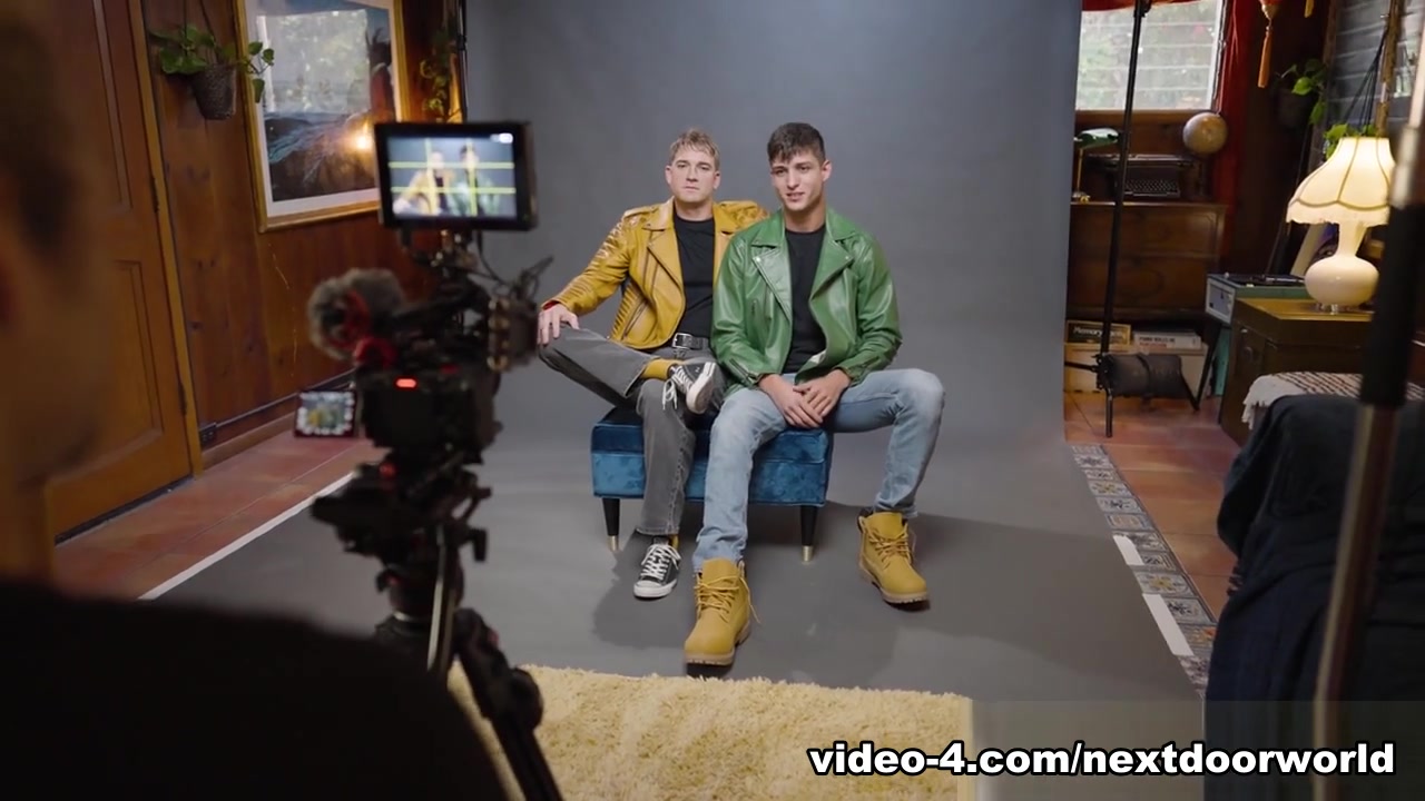 Brandon Anderson & Elliot Finn in BTS - Brandon - Elliot