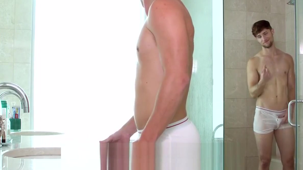 GayRoom Scott Riley Pounds Zee Knox after shower play
