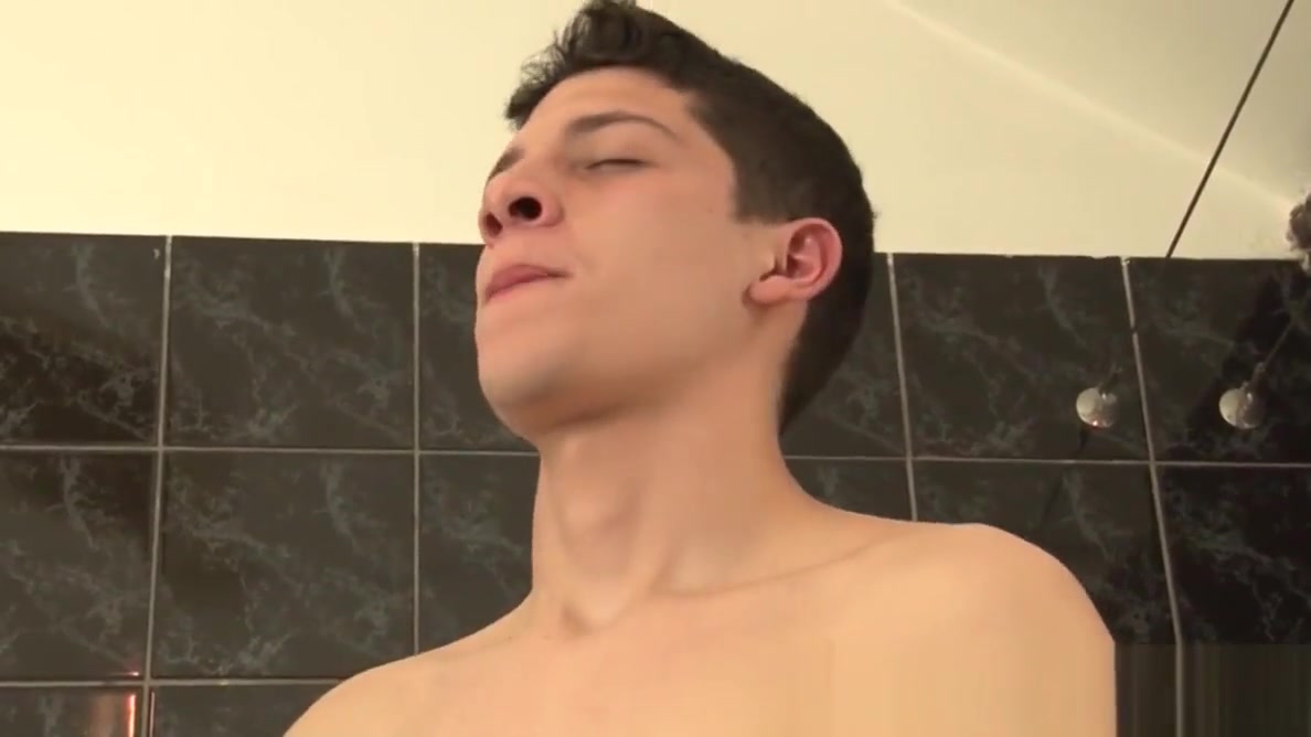 European amateur rimmed and sucked in shower