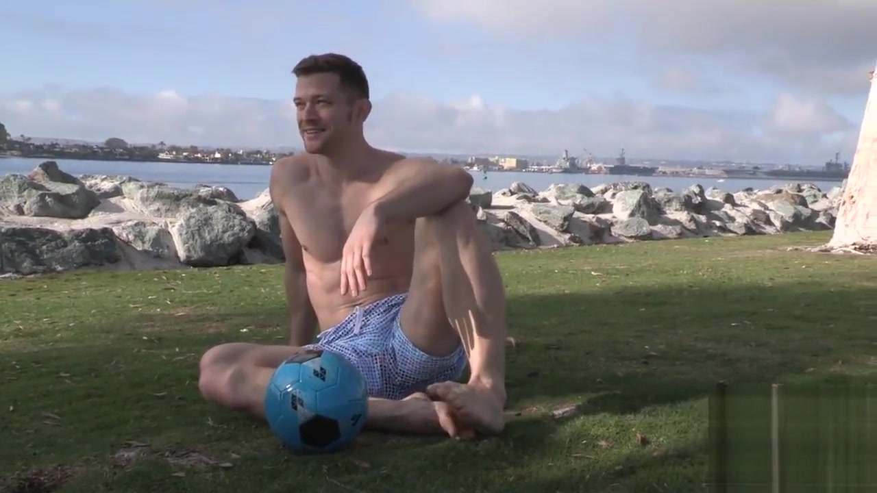 Deacon plays with his big cock solo - Sean Cody