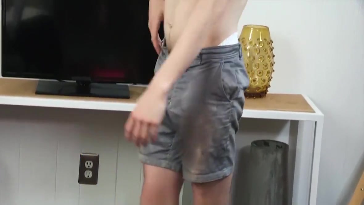 FamilyDick - Muscle stepdad seduced for allowance money