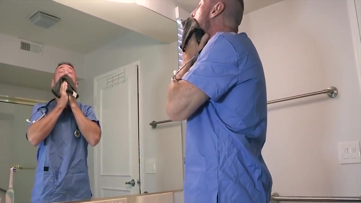 FamilyDick - Sexy Step daddy barebacks his curious stepson