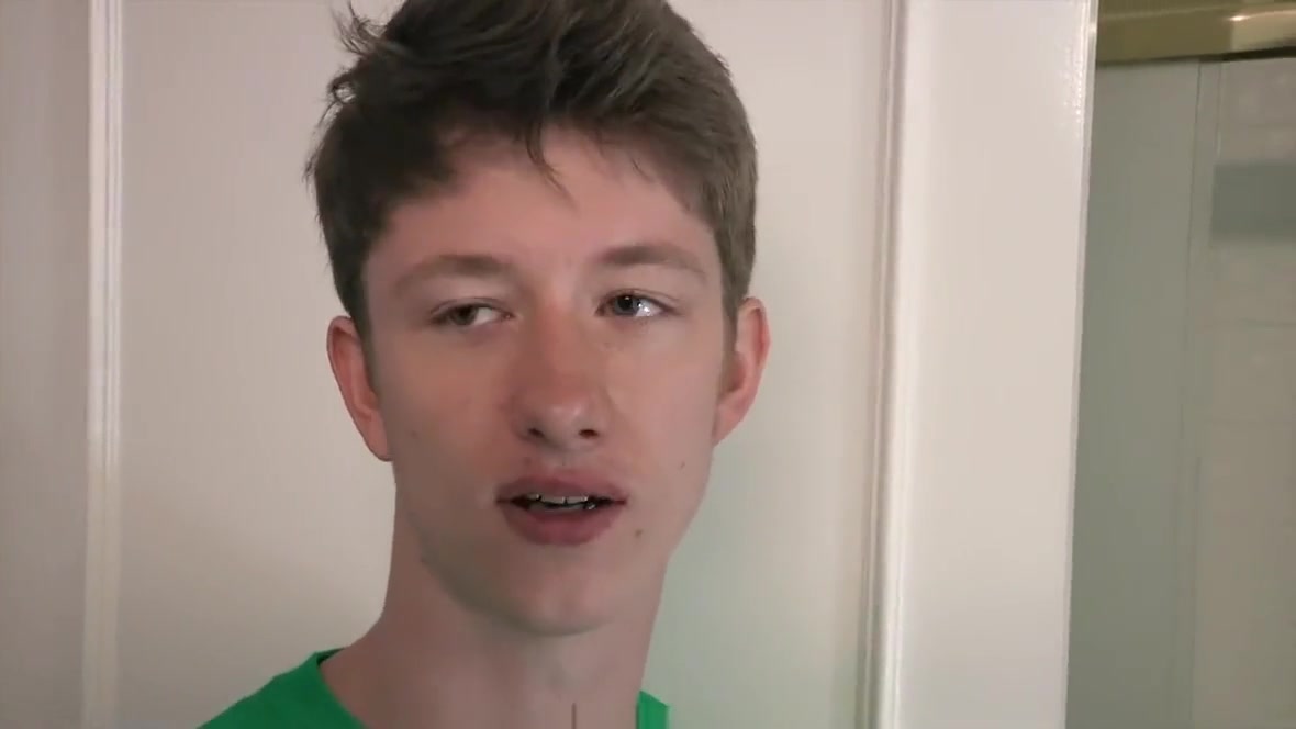 FamilyDick - Sexy Step daddy barebacks his curious stepson