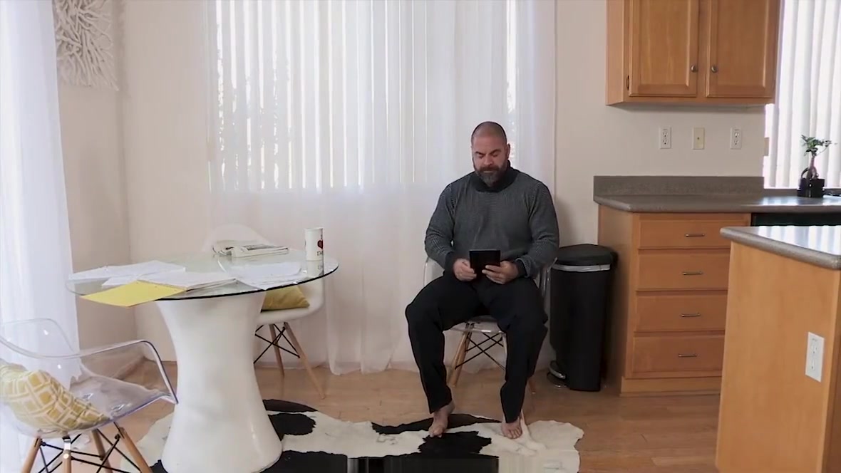 FamilyDick - Muscle Step daddy barebacks stepson