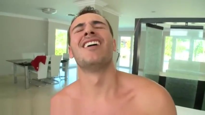 Big boys dick gay Wow this boy was not ready. This week's itsgonnahurt