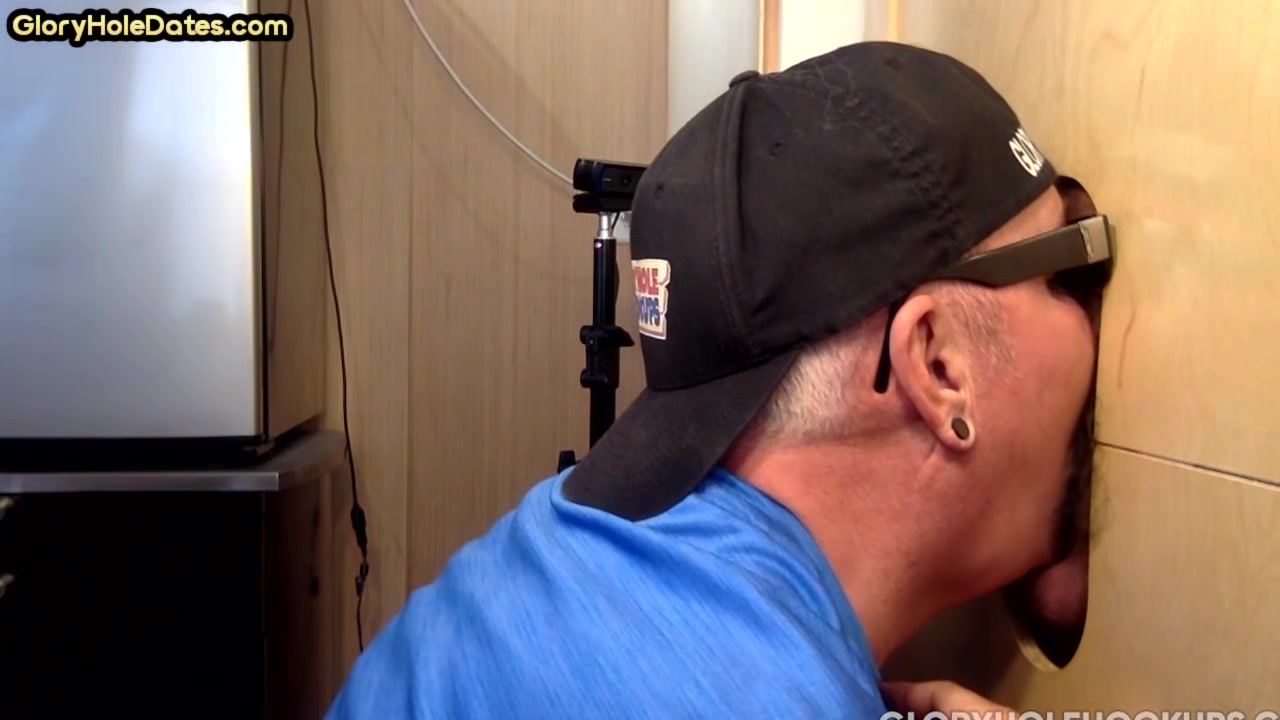 Real gloryhole DILF sucks cock at home till cum in mouth