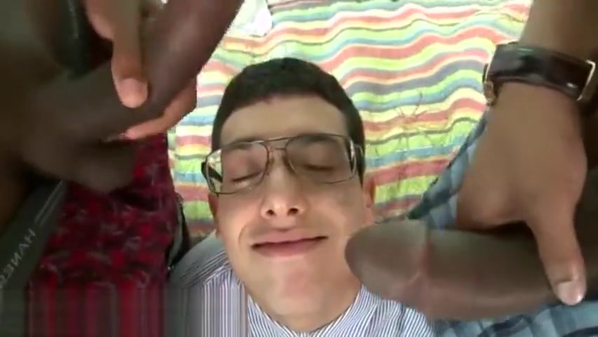 Free gay monster dicks This itsgonnahurt shoot features this stud Erick