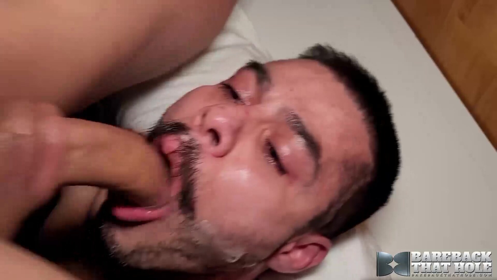 BAREBACKTHATHOLE Muscular Dimitri Venum Barebacks Kryzz XXX