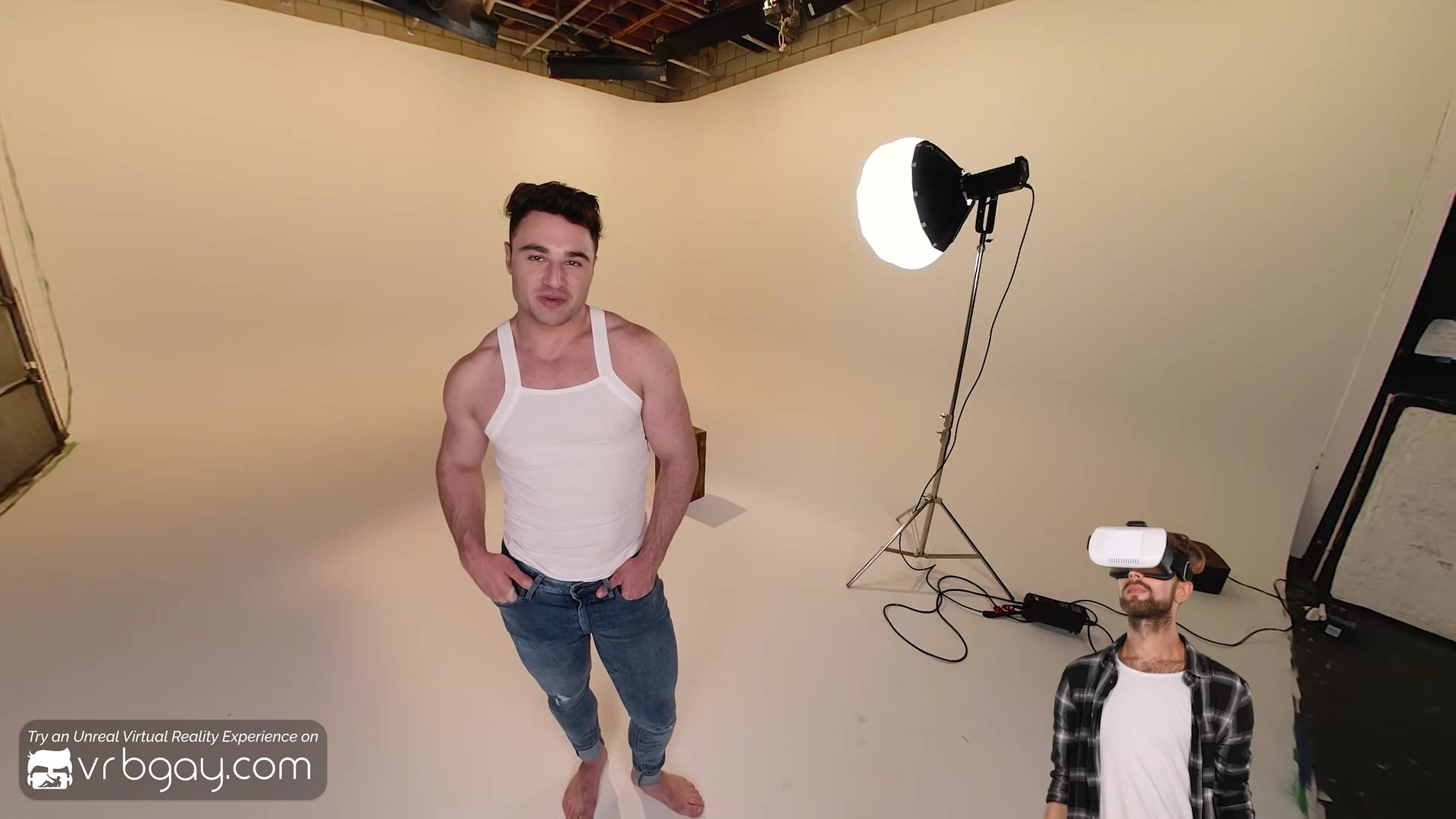 VRB Gay Muscle model Michael Boston wants to fuck new photographer VR Porn