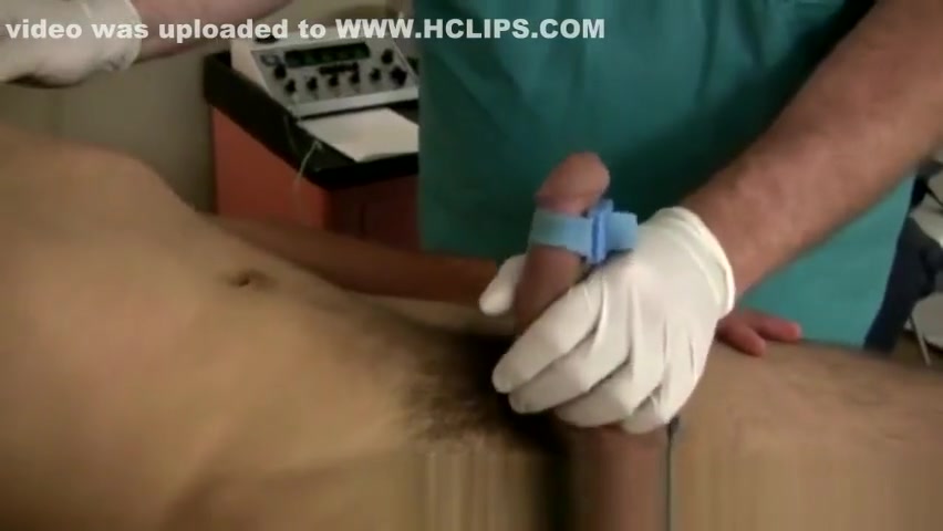 Free gay men sex with big Damien told the doctor that a physical was