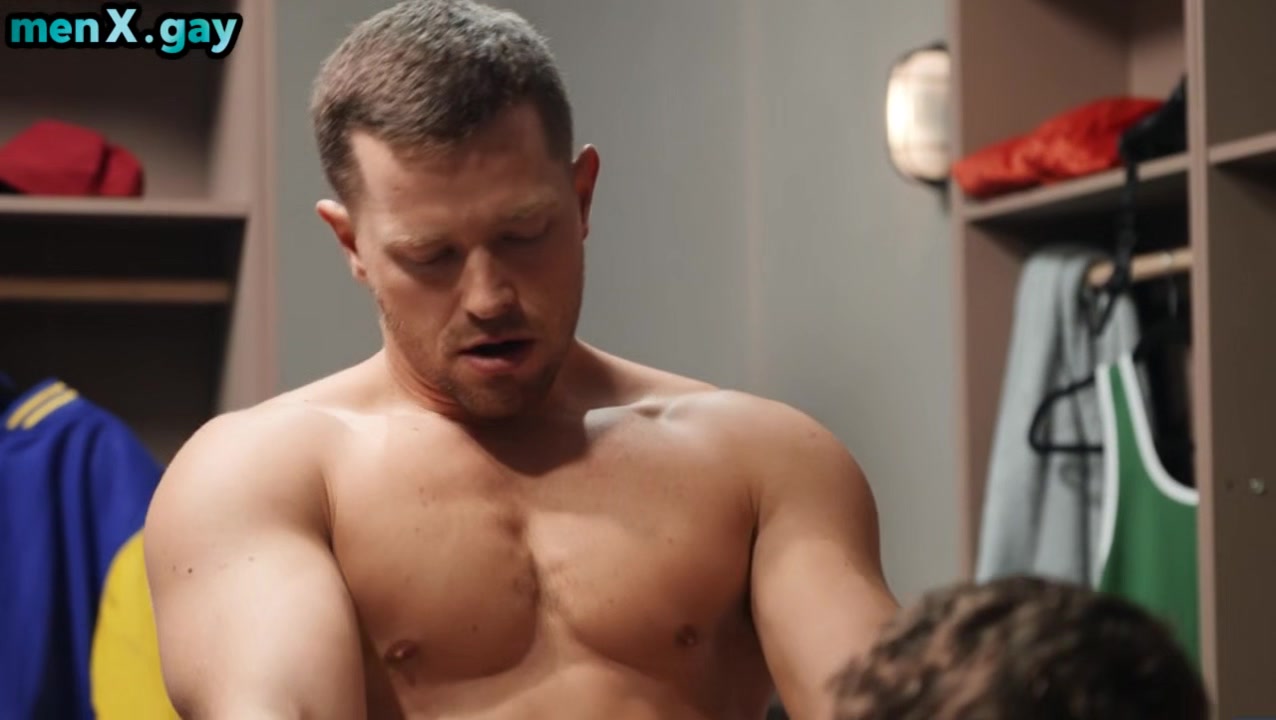 Muscled top coach barebacks twink asshole in the locker room