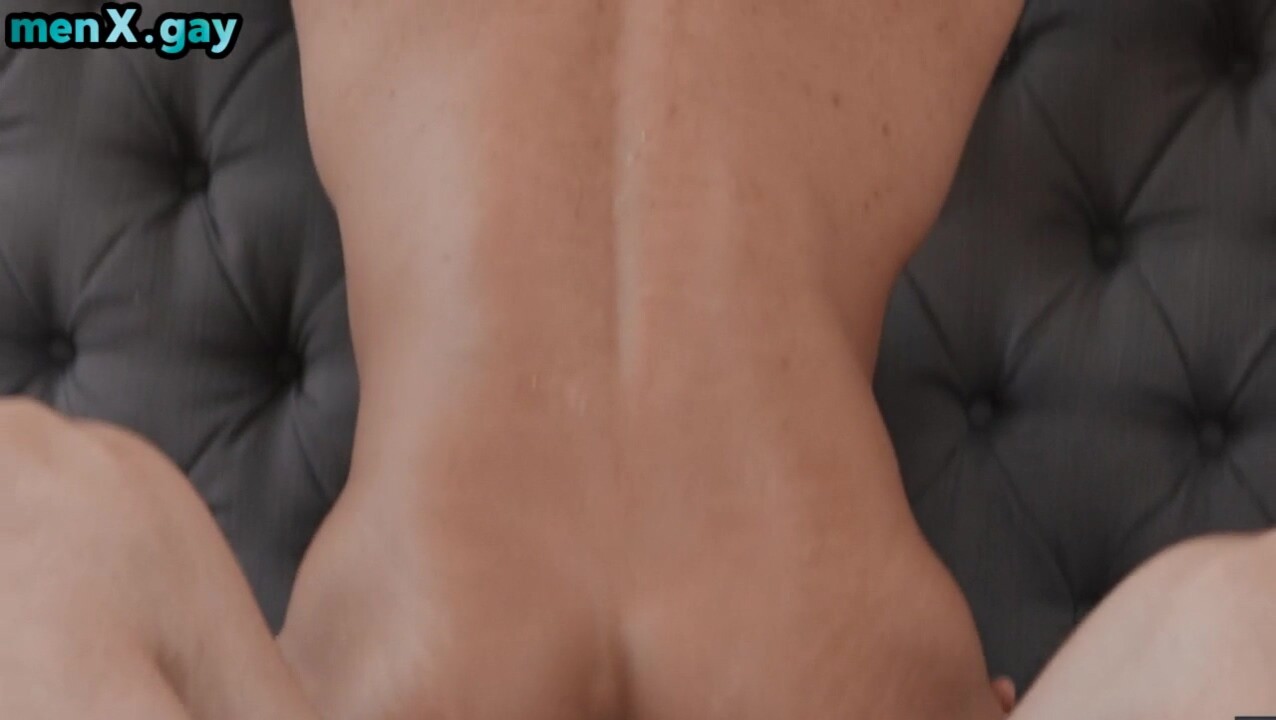 Inked muscled stud BF barebacks WAM Latino lover in the bed