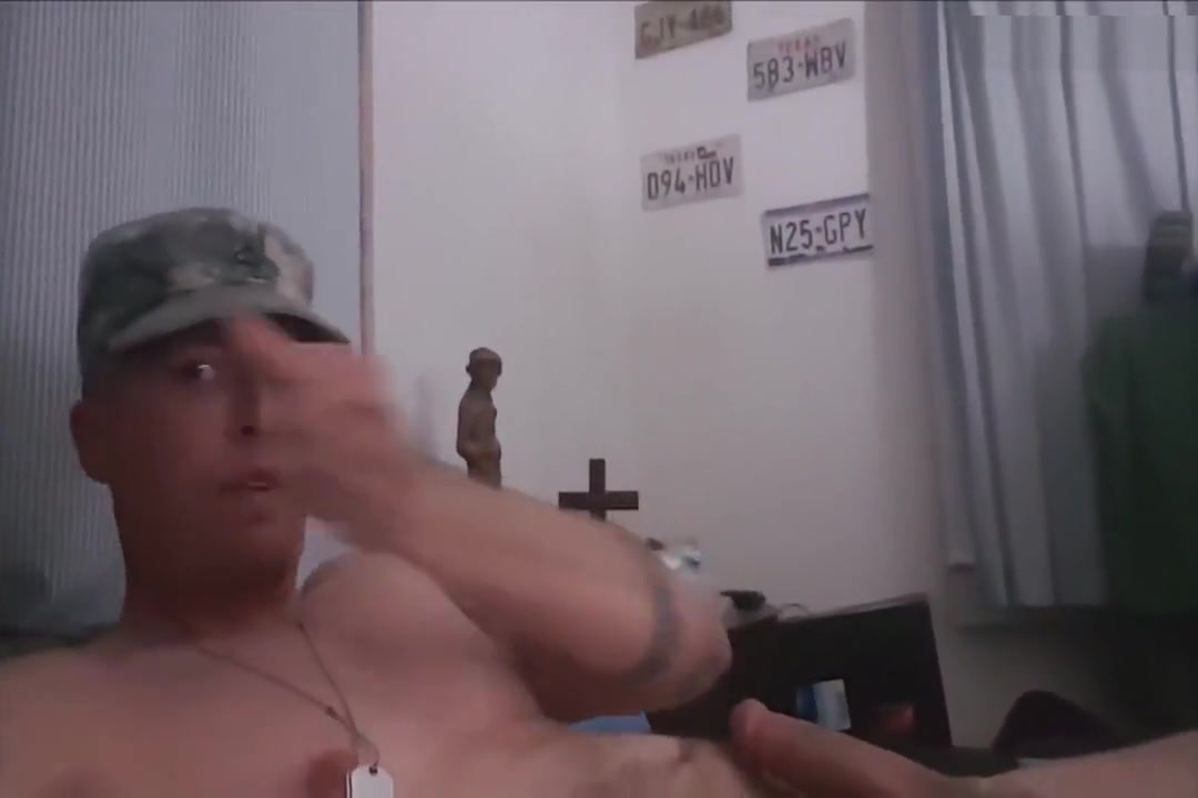 army guy jerks off on cam