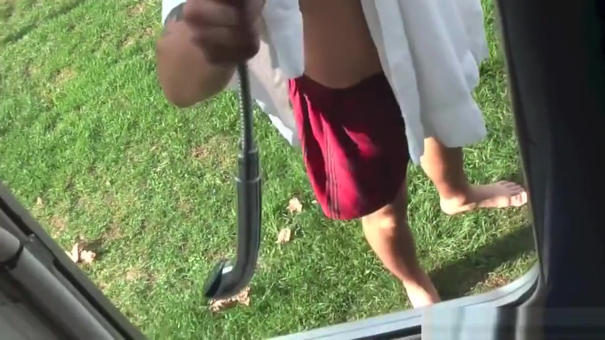 Mercury Fake twins are showering together and masturbate