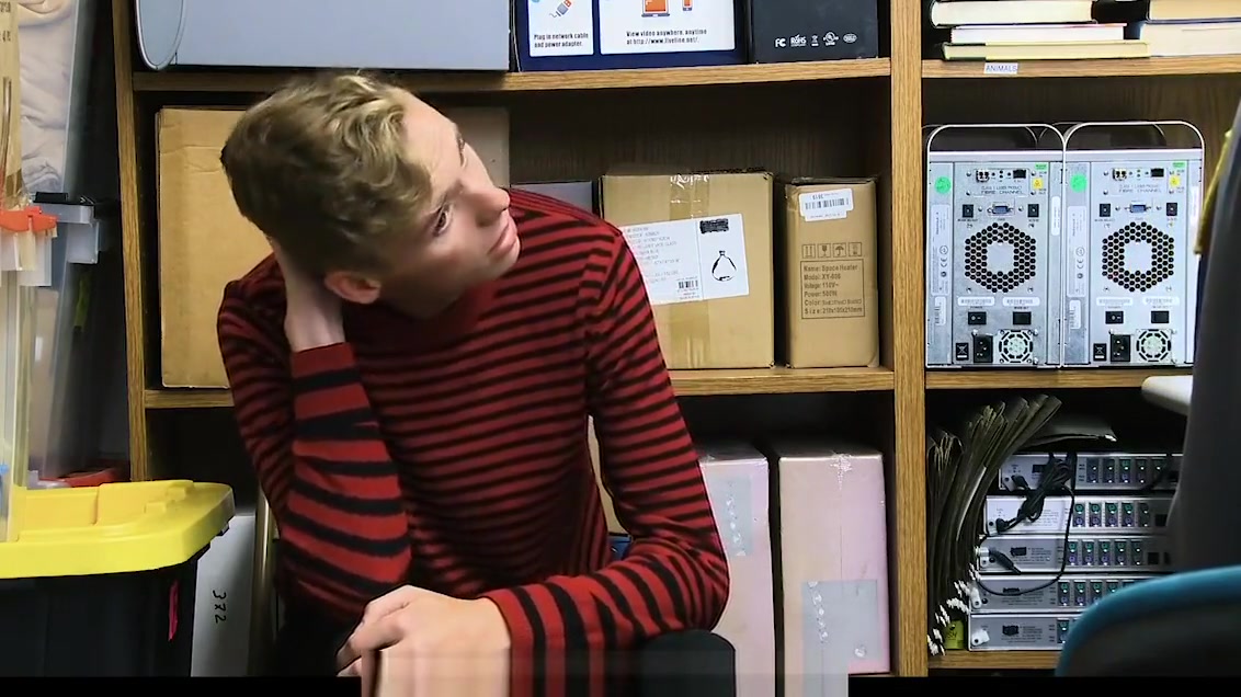 YoungPerps - Blonde Twink Fucked By Hung Security Guard