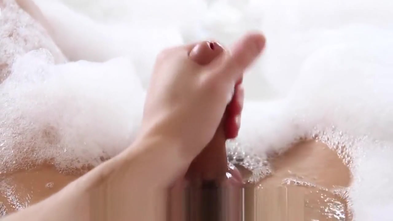 HD GayRoom - Casey gets a shower of cum after sharing a bath