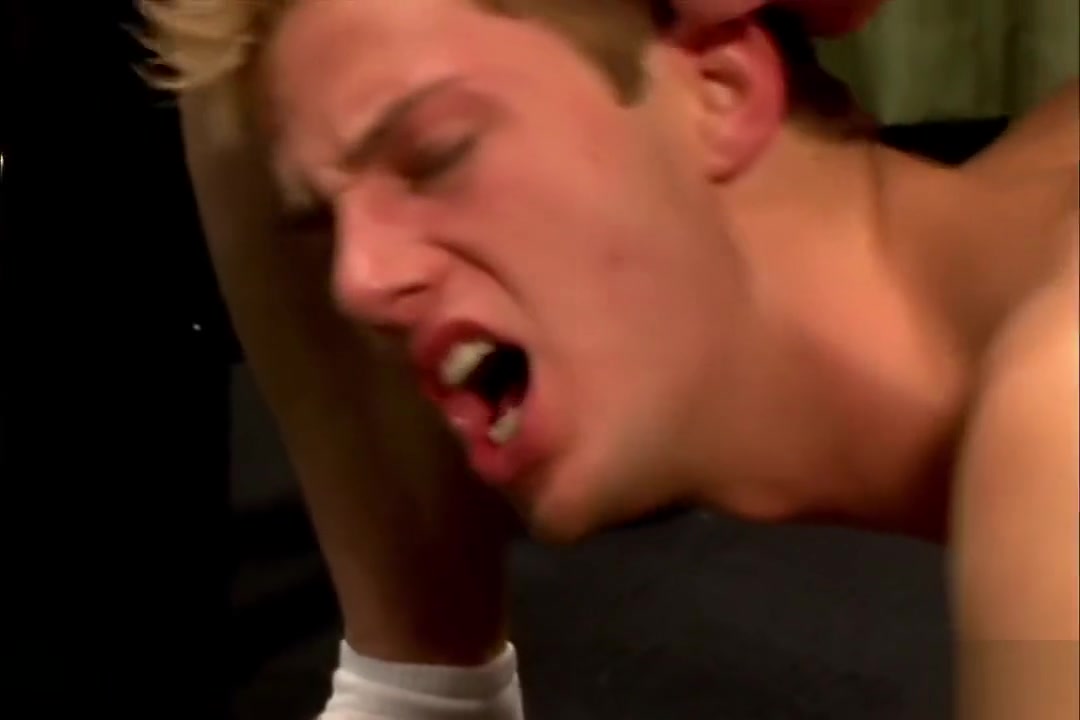 Hot gay jocks threesome in the office