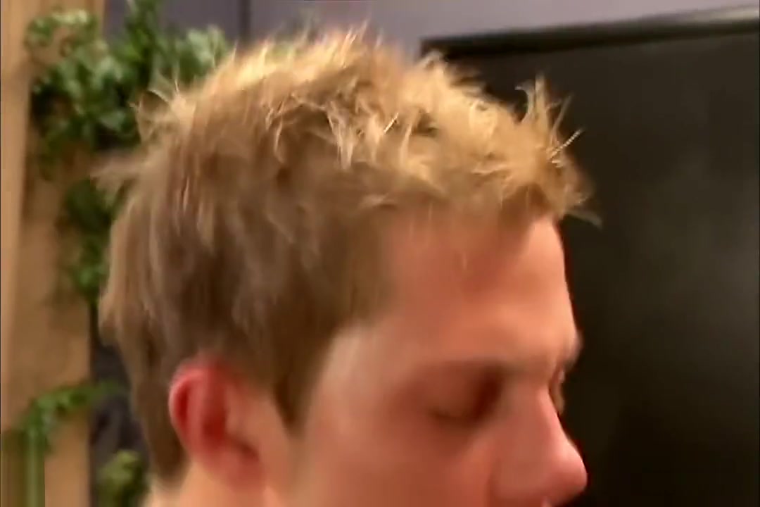 Hot gay jocks threesome in the office