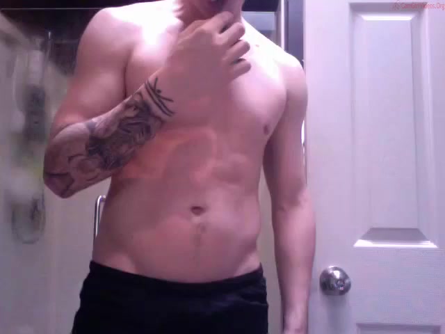 Gay Aussie Stud Takes A Shower - What A FAT BUBBLE ASS