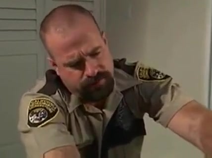 Bear Officer Fucks Suspect