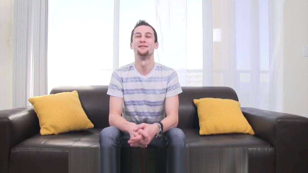 GayCastings - Beau Irons gets fucked by casting guy
