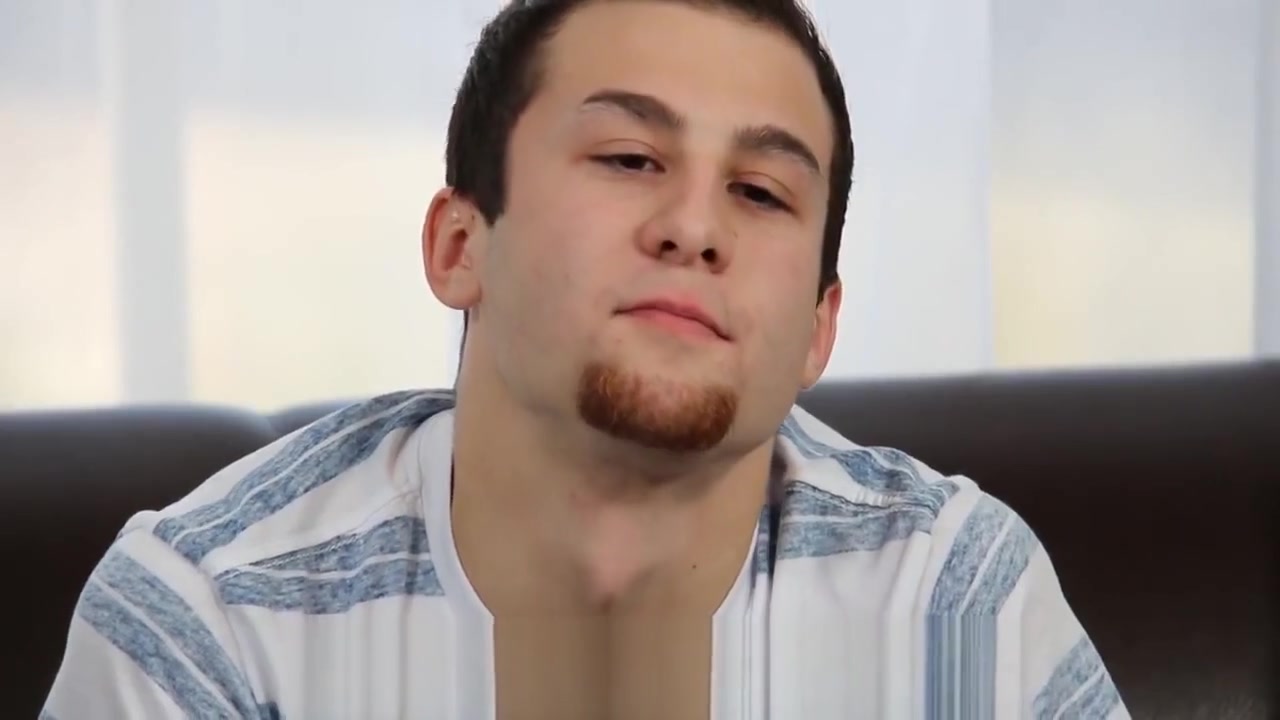 GayCastings - Beau Irons gets fucked by casting guy