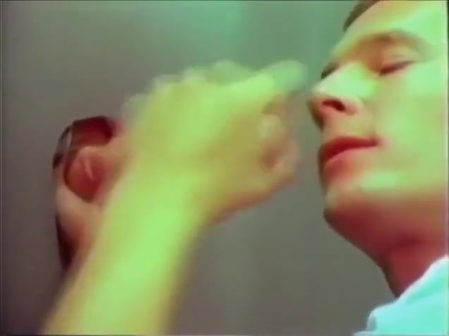 Glory hole Cockworshipping with Cumshaw