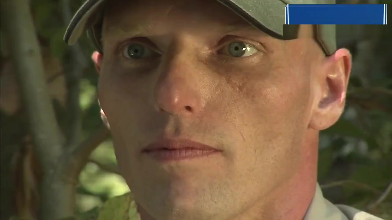 Peace Officer Blows Hunk in Outdoor Shower