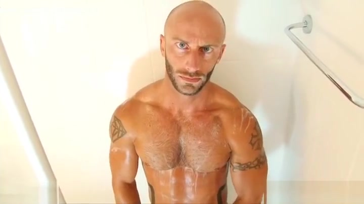 Taking a shower with a gym guy !