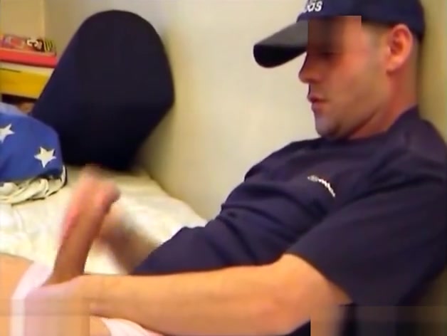 Cock massage to a real delivery guy. 'Pierre)