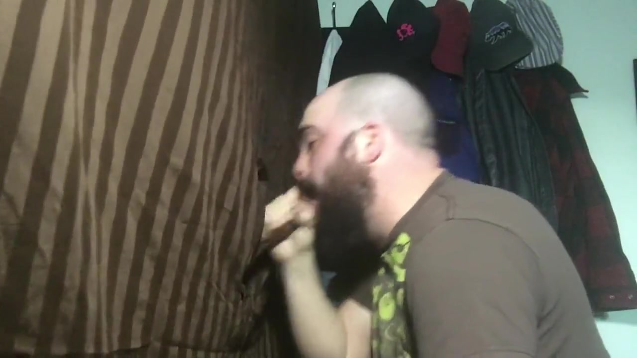 Hairy latino brings his dick to my glory hole