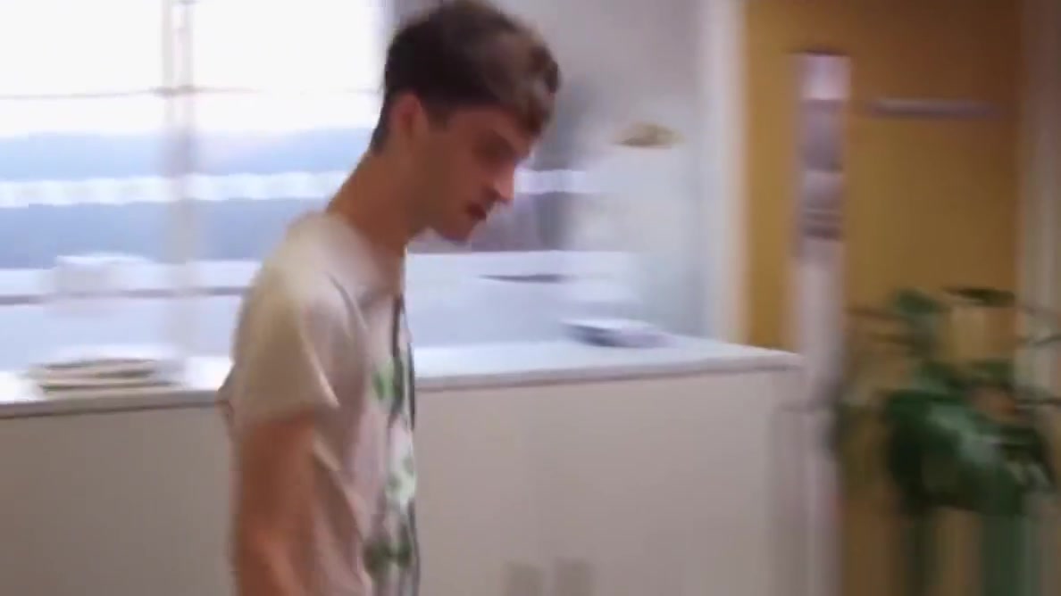 Young twink Jordan Davis fucking anal office and cumshot