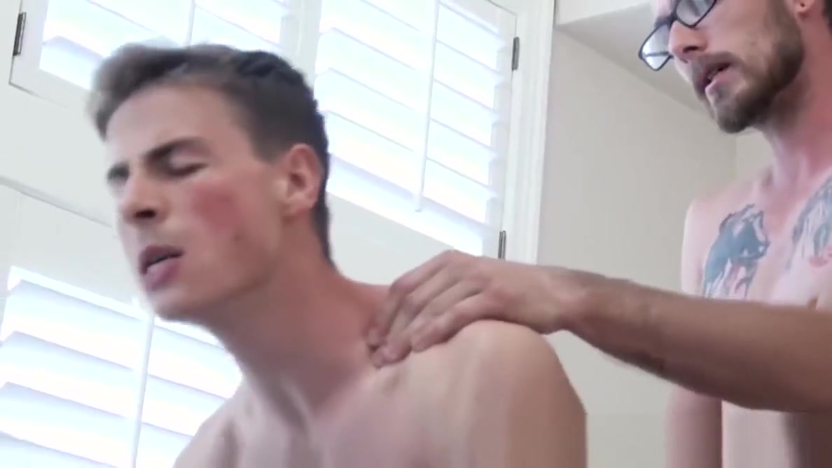 Handsome stepdad bare fucking twink after erotic massage