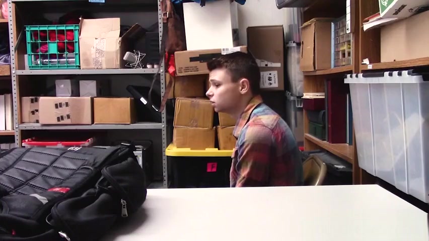 Little twink anal fucked in office by bear