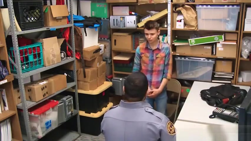 Little twink anal fucked in office by bear