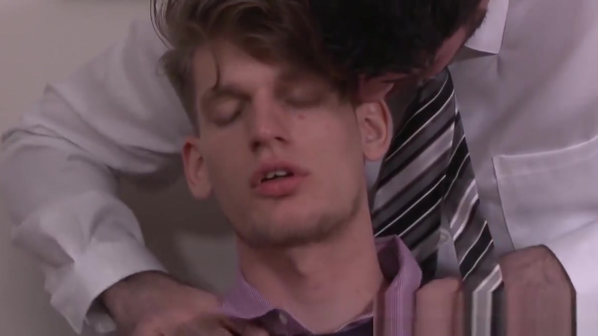Passionate anal fucking at the office with handsome gays